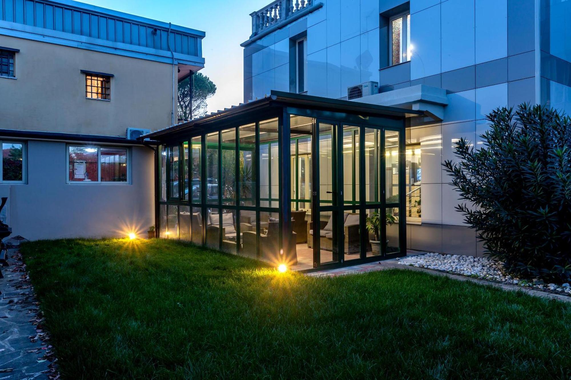 Hotel La Quercia Моццо Экстерьер фото